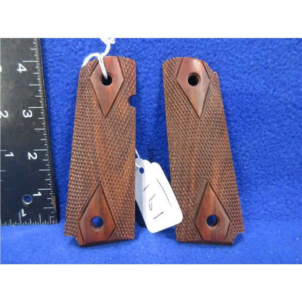 Colt 1911 Gov't Model Rosewood Checkered Pistol Grips