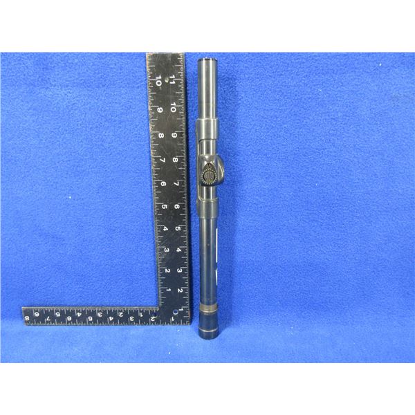 Weaver B4 - 4X Rifle Scope - With RF Tip-Off Mount