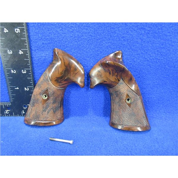 Smith & Wesson N Frame Fitz Synthetic Grips with Screw