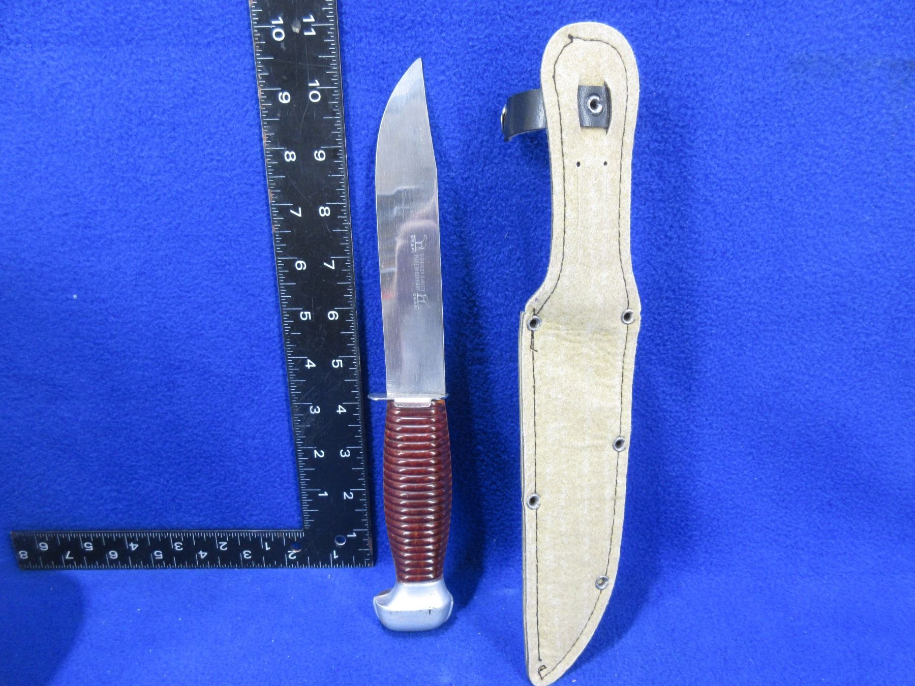 Okapi Hunting Knife with Sheath