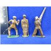 Image 5 : 3 Vintage Lead Army Men