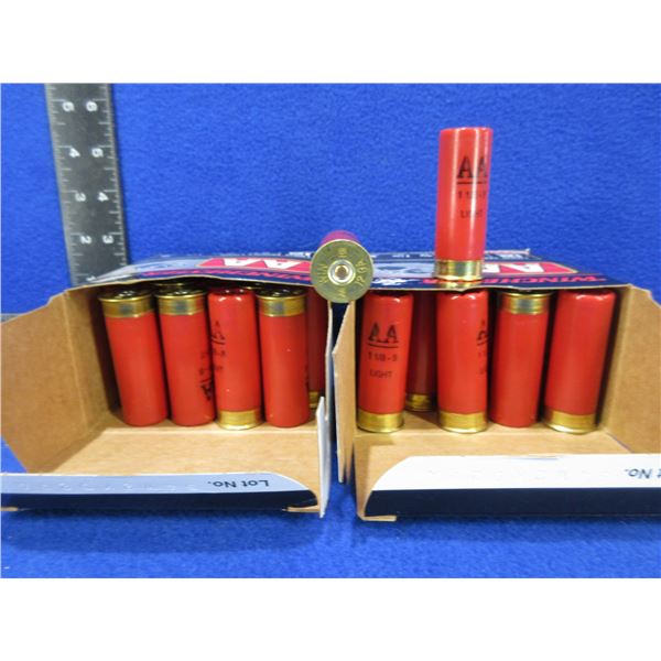 12 Ga. 2 3/4" 8 Shot Winchester AA Shotgun Shells