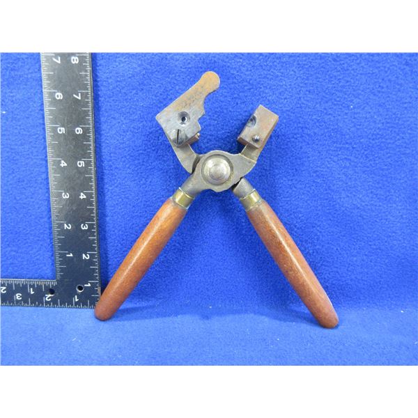 Lyman Bullet Mold 358156 with Handles - 38/357