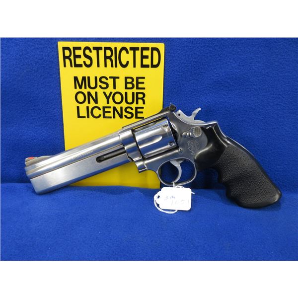 Restricted - Smith & Wesson Model 686-3 in 357 Magnum