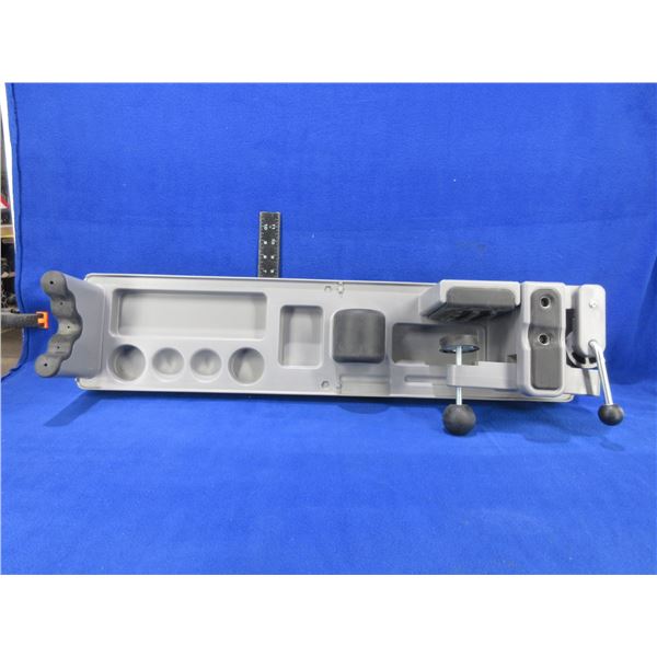 Cabela's Gun Vise - 32" Long