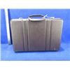 Image 2 : Locking Handgun Case with 1 Key - 18" x 12" x 3 3/4"