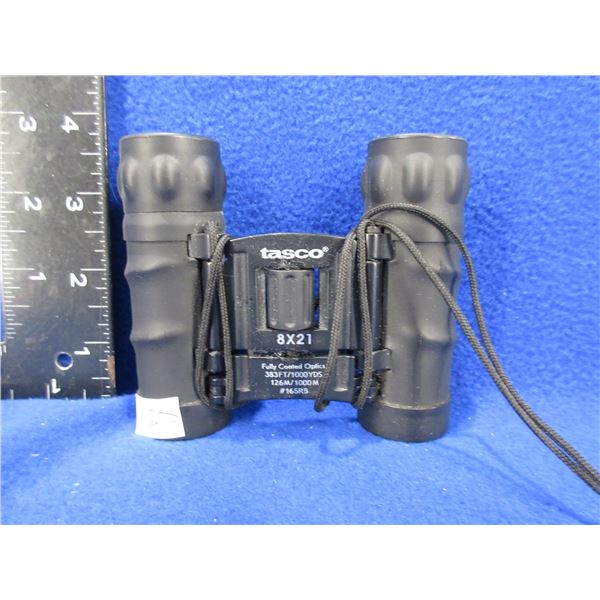 Tasco 8 X 21 Binoculars - Appear Clear