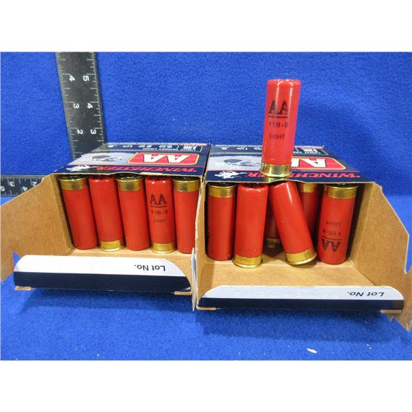 12 Ga. 2 3/4" 8 Shot Winchester AA Shotgun Shells