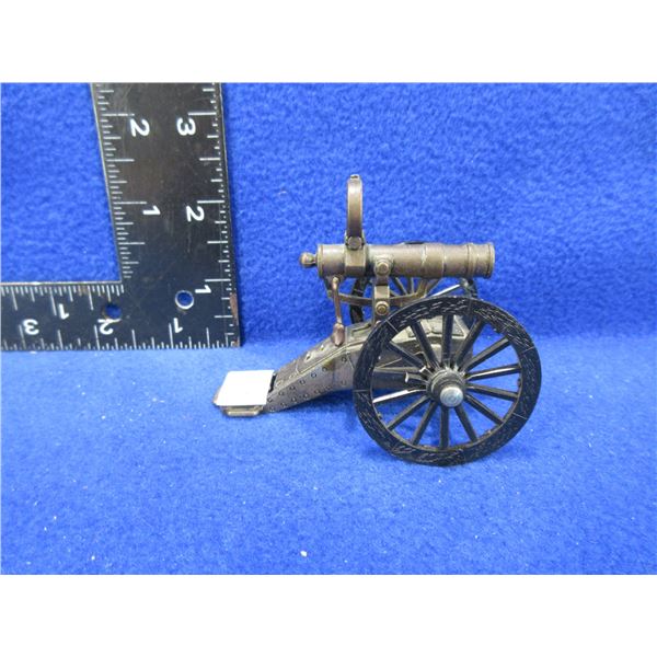 Toy Gatling Gun Pencil Sharpener - PlayMe - Crank Works