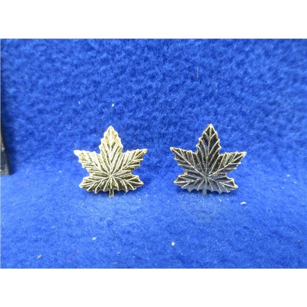2 Maple Leaf Pins