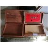 Image 3 : 2 x Wooden Cigar Boxes and 1 x Canadian Parliament Building Metal Souvenir Tray