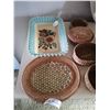 Image 5 : Small Wooden Laundry Hamper and Assorted Weaved Decor