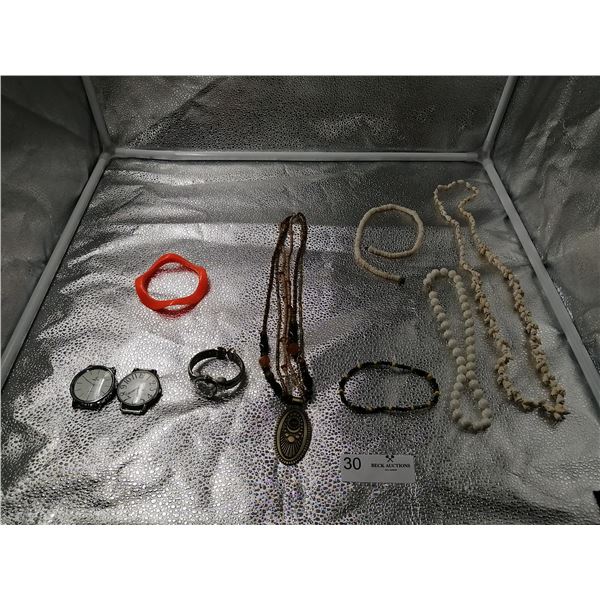 Assorted Women's Jewelry