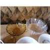 Image 5 : Assorted Glass and Ceramic Dishes - Includes Pyrex, Beautiful Glass Serving Bowls, and More!