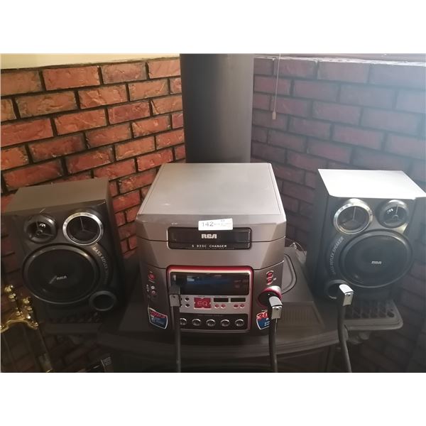 RCA 5-Disk CD Player (Model RS2654) and 2 x RCA Bass Reflex Speaker (Model RS2654)