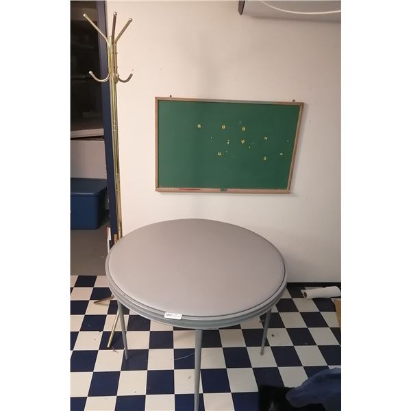 Round Collapsible Table w/ Brass Colored Coat Rack