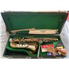 Image 4 : Vintage Alto Bandmaster Saxophone Plus Bonus Items Harmonicas and Recorder