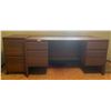 Image 1 : Student or Office Desk 60" Long X 30" Wide X 60" Tall