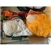 Image 5 : Large Lot of Sewing Accessories and Fabric