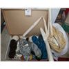 Image 2 : Large Vintage Macramé and Knitting Yarn Lot