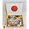 Image 1 : CIGAR BOX FULL OF VINTAGE ANTIQUE