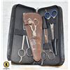 Image 1 : VINTAGE HAIR CUTTING SCISSORS SET