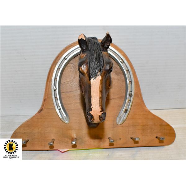 WESTERN HORSE WITH HORSESHOE KEY HOLDER