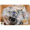 Image 1 : BOX FULL OF JEWELRY NECKLACES ESTATE CLEAR OUT