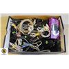 Image 1 : LOT OF PHONE CABLES