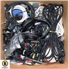 Image 1 : MISC COMPUTER CABLES
