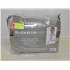 NEW REPACK GLUCKSTEIN HOME DOUBLE FITTED/FLAT