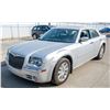 Image 8 : 2010 CHRYSLER 300 LIMITED SEDAN