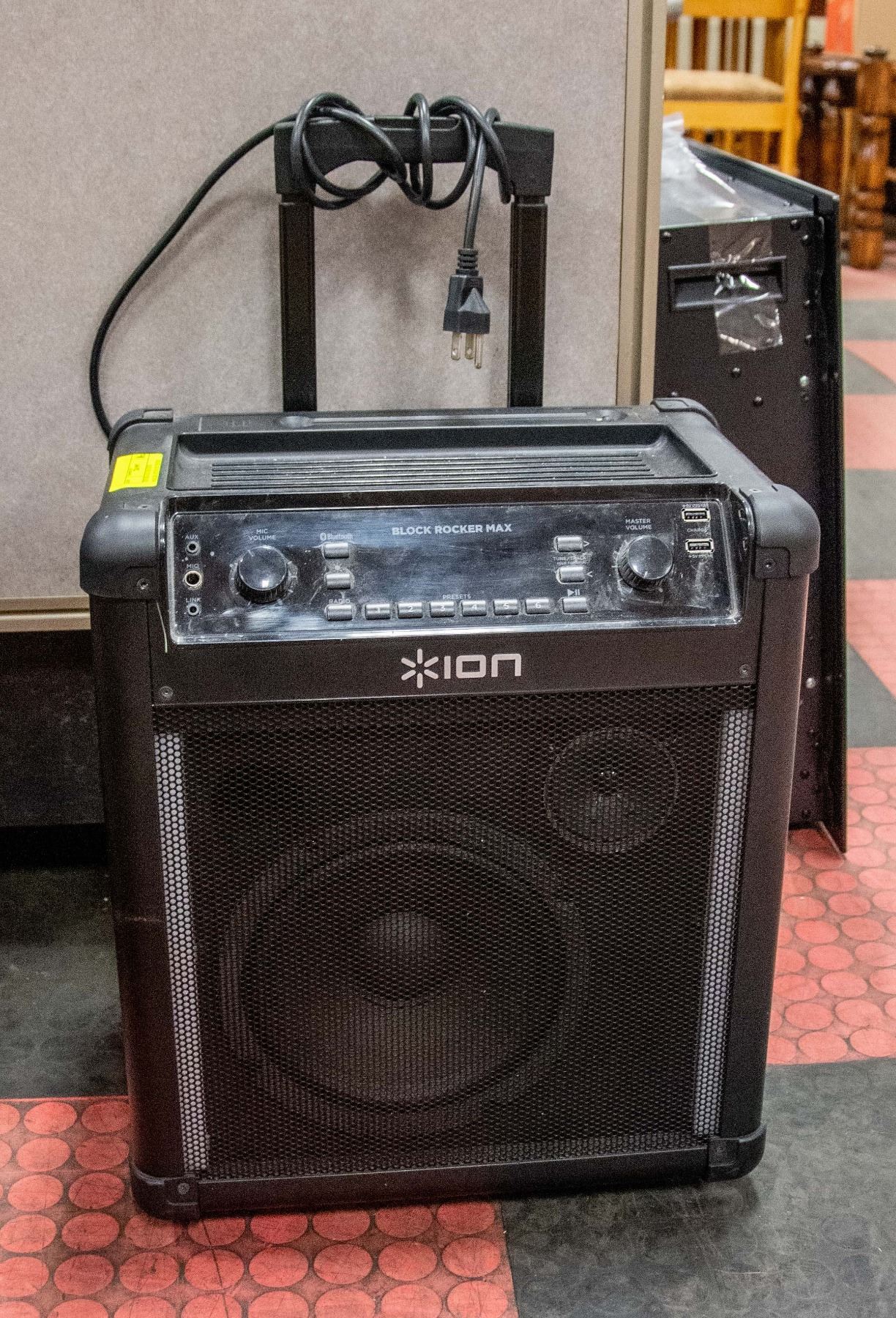 ION BLOCK ROCKER MAX,BLUETOOTH,TESTED