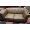 Image 2 : BRAND NEW GENUINE LIGHT BROWN LEATHER DELUXE LOVESEAT &