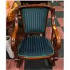 Image 1 : ANTIQUE ROCKING CHAIR