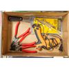 Image 1 : BOX OF ASSORTED TOOLS