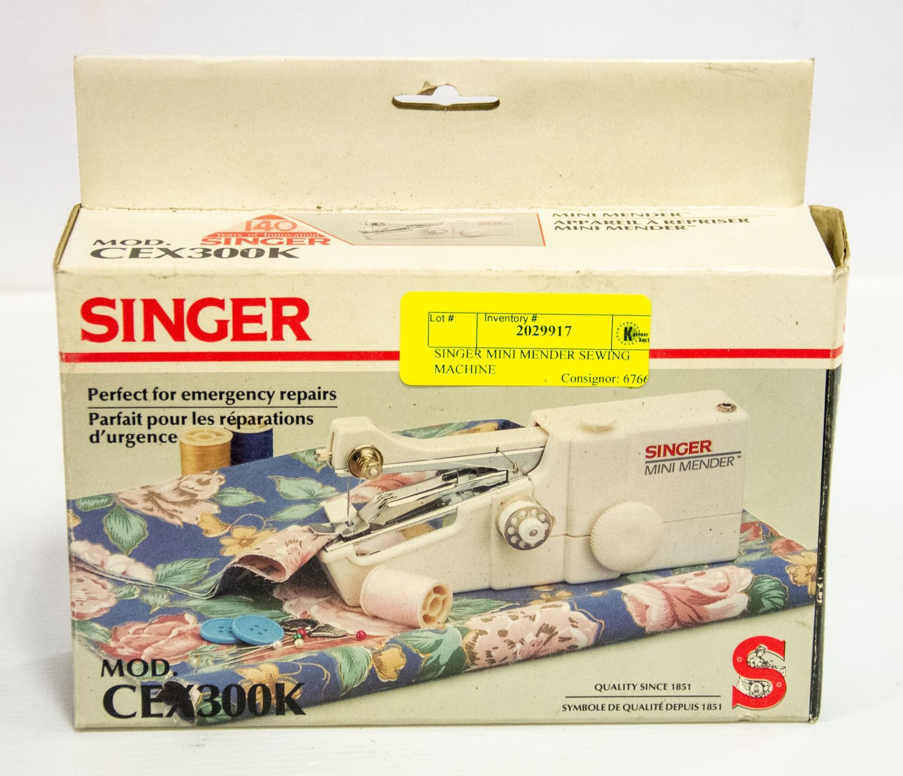 SINGER MINI MENDER SEWING MACHINE