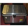 Image 1 : IGLOO METAL COOLER