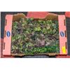 Image 1 : FLAT OF FAUX LEAVES