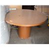 Image 1 : UNCLAIMED ROUND WOOD TONE TABLE