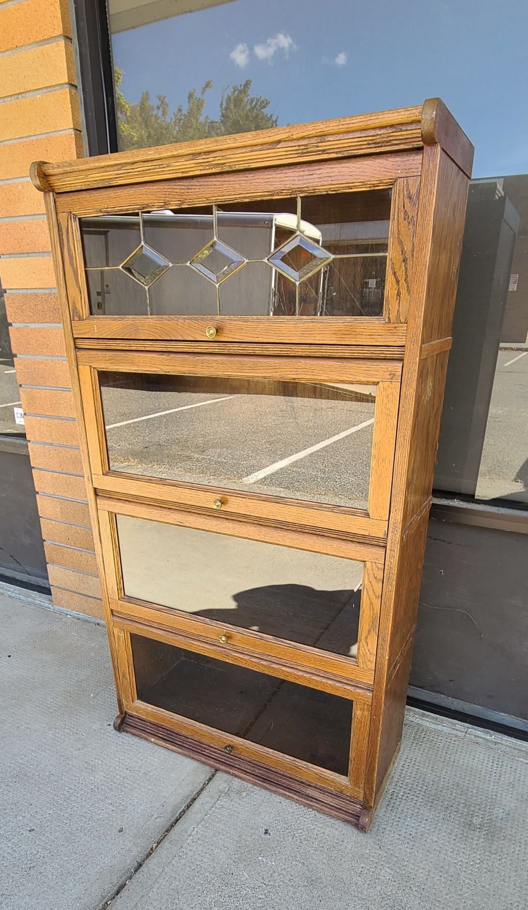 LEADED GLASS OAK BARRISTER BOOKCASE EARLY REPRODUCTION, NO SHIPPING