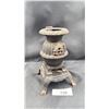Image 1 : VINTAGE MINIATURE CAST IRON STOVE