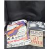 Image 2 : LED ZEPPELIN ULTIMATE COLLECTION POSTER BOOK