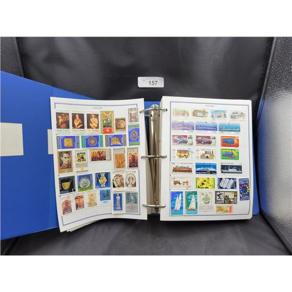 COLLECTION OF WORLD STAMPS IN LARGE BINDER