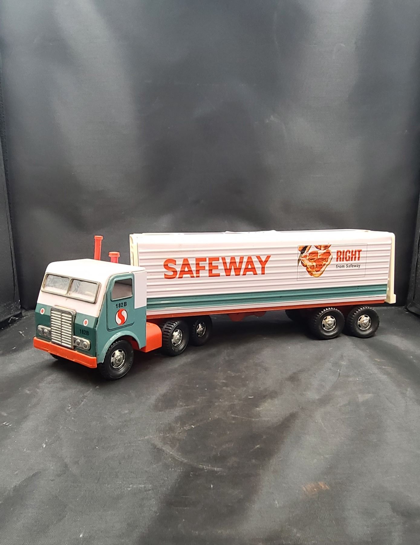 VINTAGE TIN SAFEWAY TRUCK & TRAILER