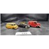 Image 2 : THREE VINTAGE DINKY TOYS