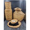 Image 1 : THREE WICKER WARE