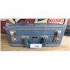 Image 1 : SMALL VINTAGE ACME LUGGAGE OF TORONTO CANADA SUITCASE