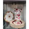 Image 1 : LOT OF DECORATIVE COLLECTIBLES