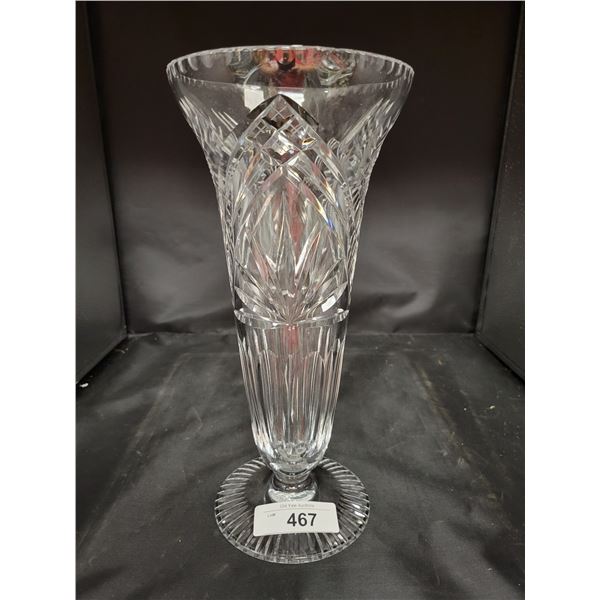 LARGE PINWHEEL CRYSTAL VASE